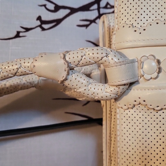 Vintage Bottega Veneta Off White Perforated Handbag - Picture 10 of 10
